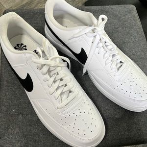 Nike court vision worn 5 times